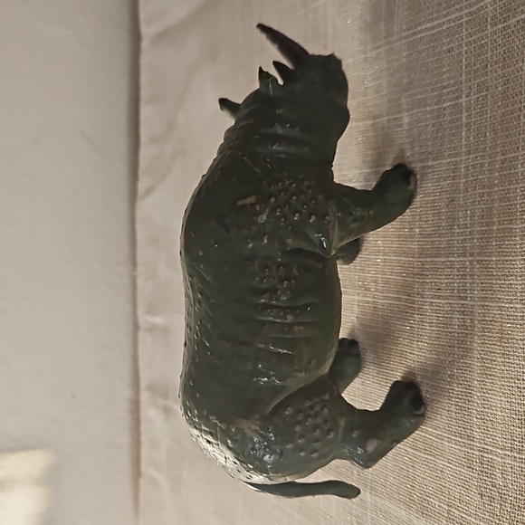 Vintage AAA solid rubber Rhinocerous Figure - Picture 4 of 8